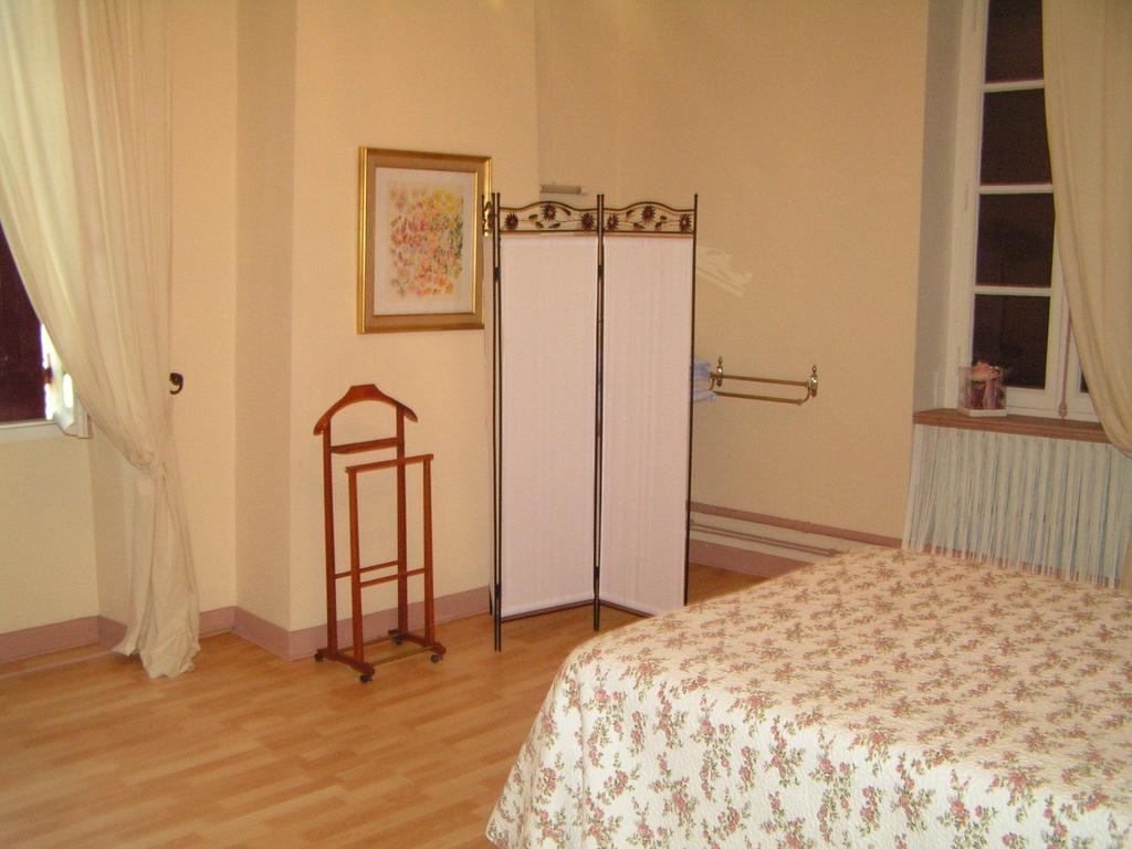 A L'Olivier Bed & Breakfast Montcaret Room photo