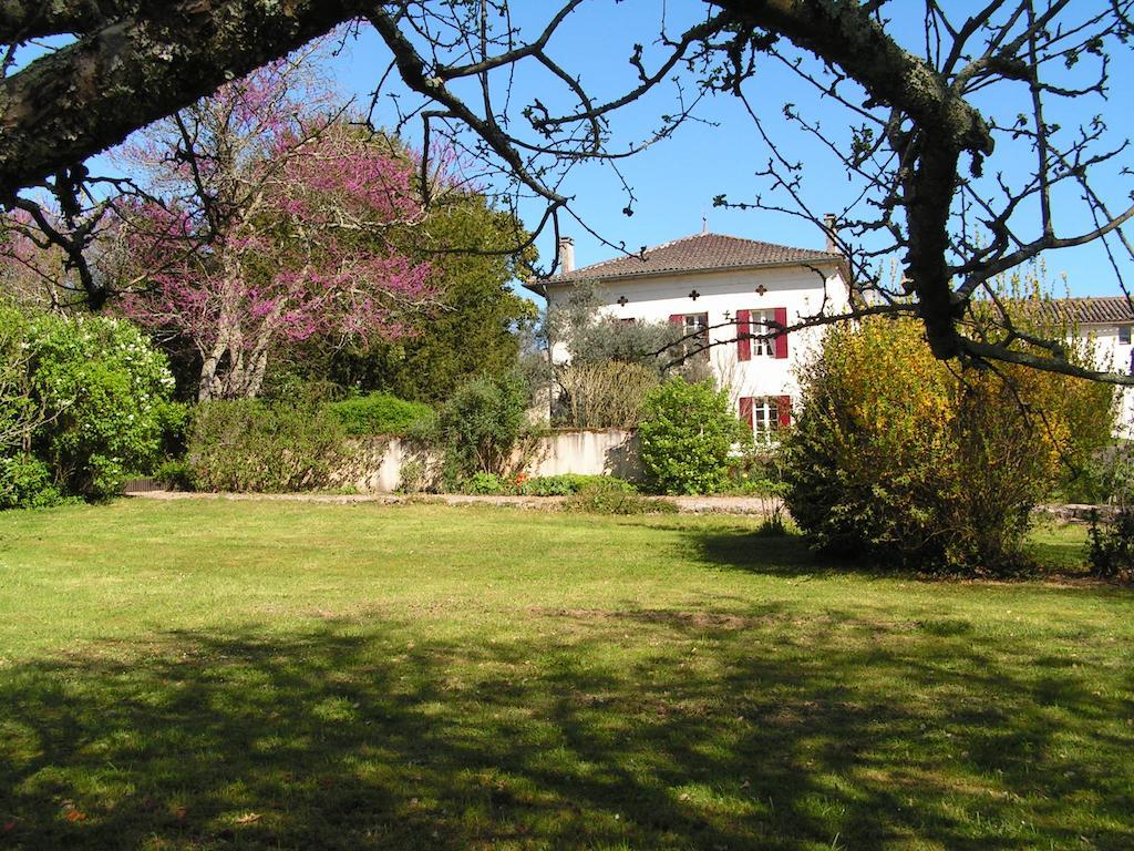 A L'Olivier Bed & Breakfast Montcaret Exterior photo